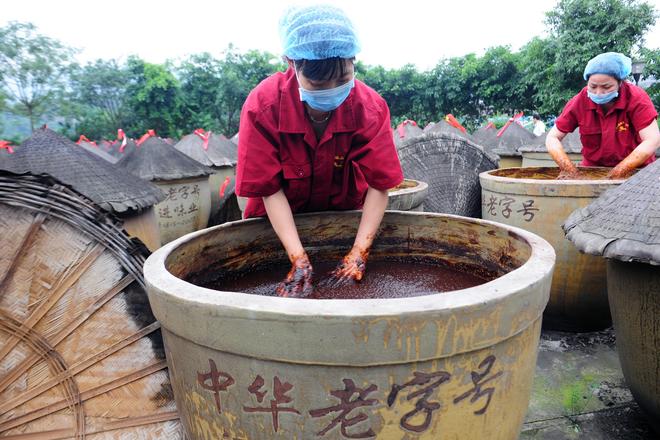 年匠心酿岁月 薪火相传谱新篇麻将胡了试玩平台江津酿造：百(图7)
